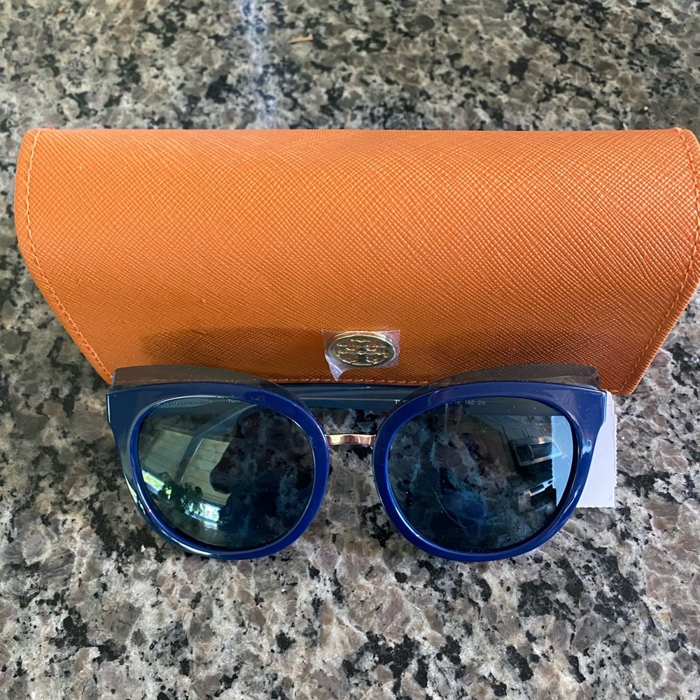 NWT Tory Burch Sunglasses